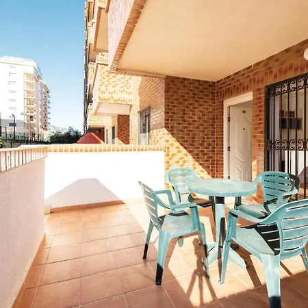 Apartamento Amazing In With Kitchen